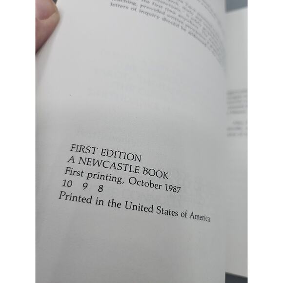 Eileen Connolly Tarot Handbook for the Journeyman 1987 First Edition PB - Picture 4 of 13